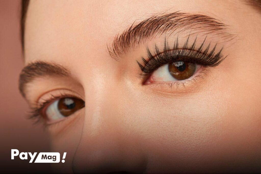 آموزش گذاشتن مژه مصنوعی