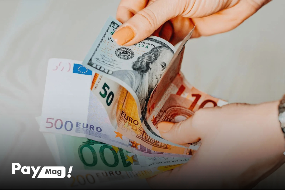 تفاوت قیمت ارز مسافرتی و آزاد امروز