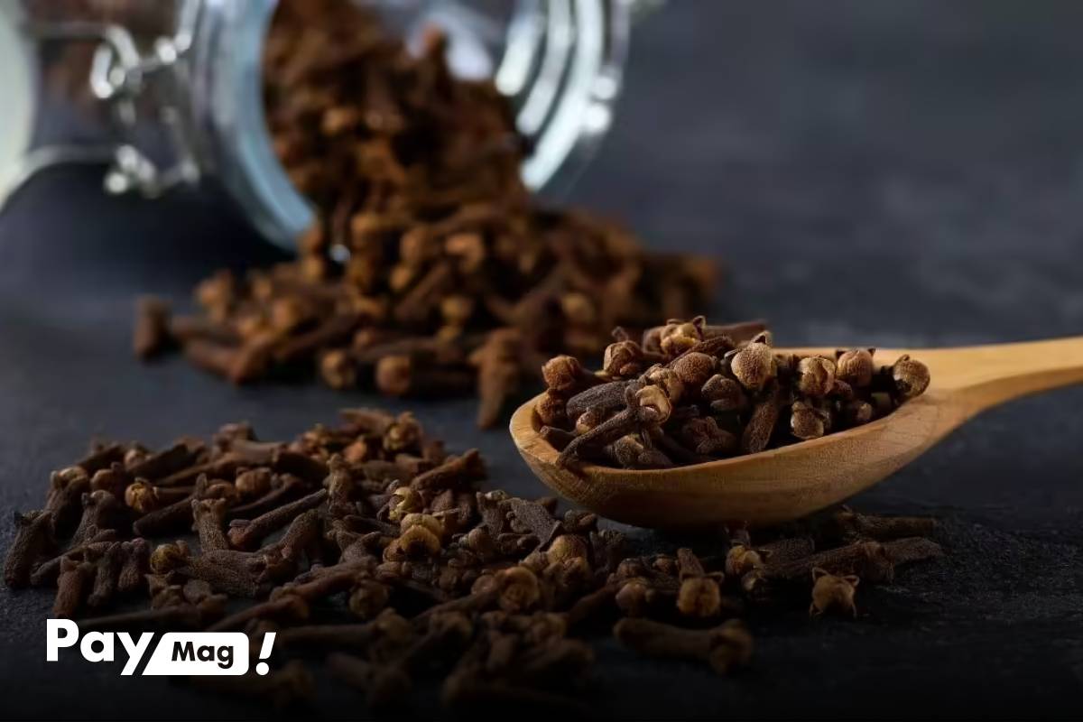 عوارض مصرف میخک