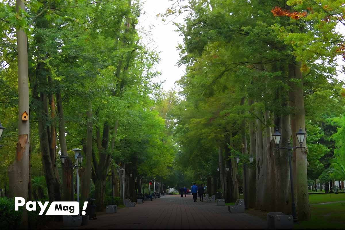 پارک مشاهیر، یکی از محبوبترین جاهای دیدنی رشت