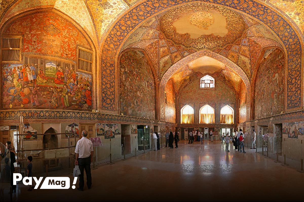 معماری کاخ چهل ستون